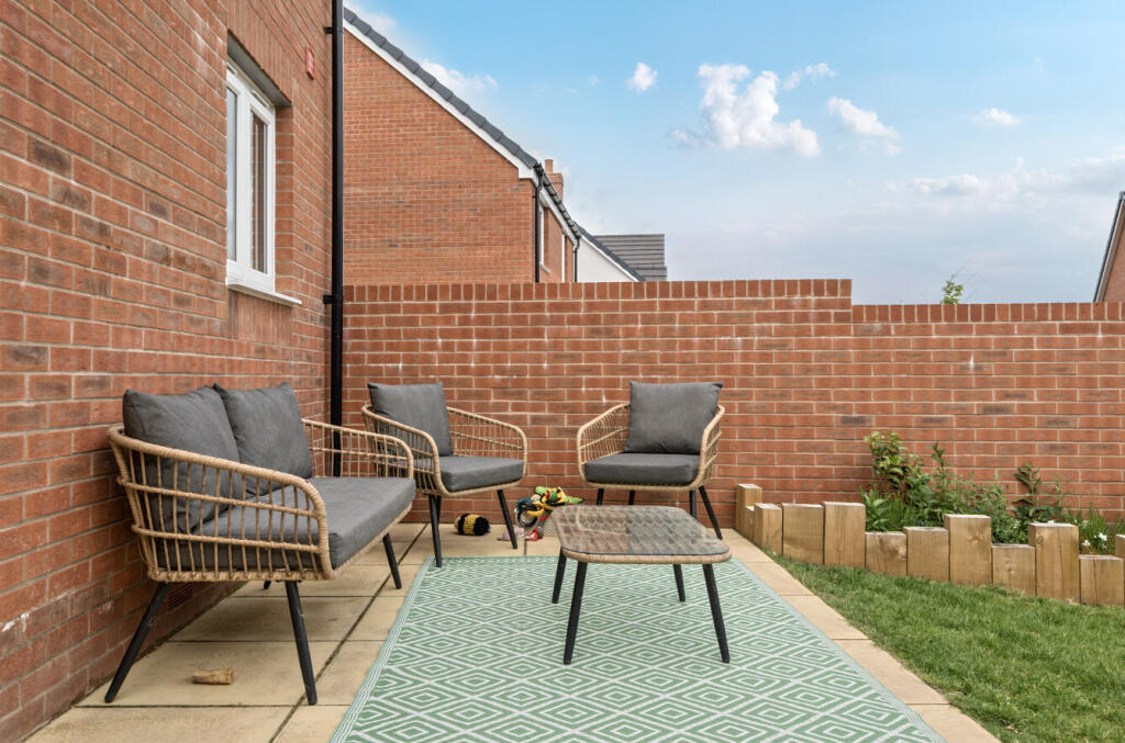 1296236-4-68389b1...