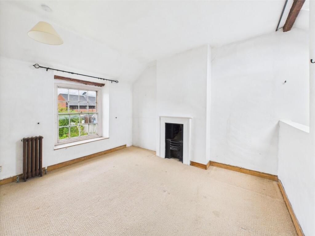 CAM04169G0-PR0101-STILL023.jpg