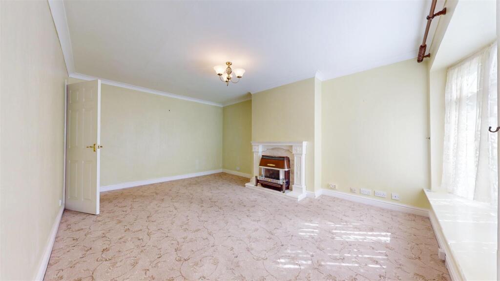 Hyacinth Close Living Room