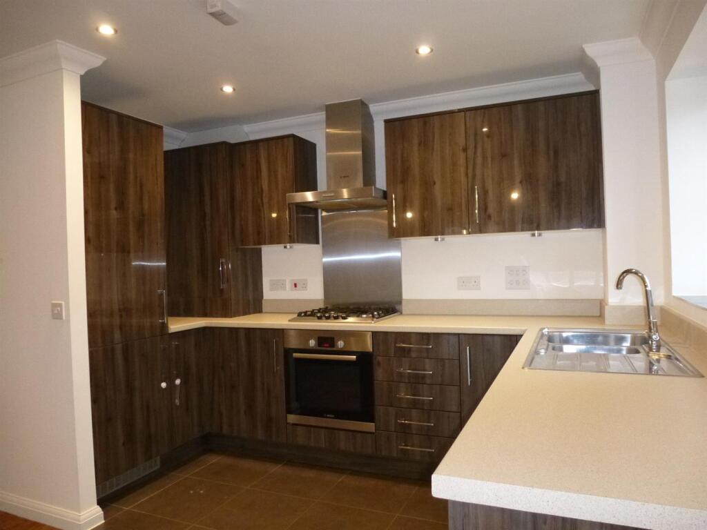 Kitchen - 11 Silent Garden Road.JPG