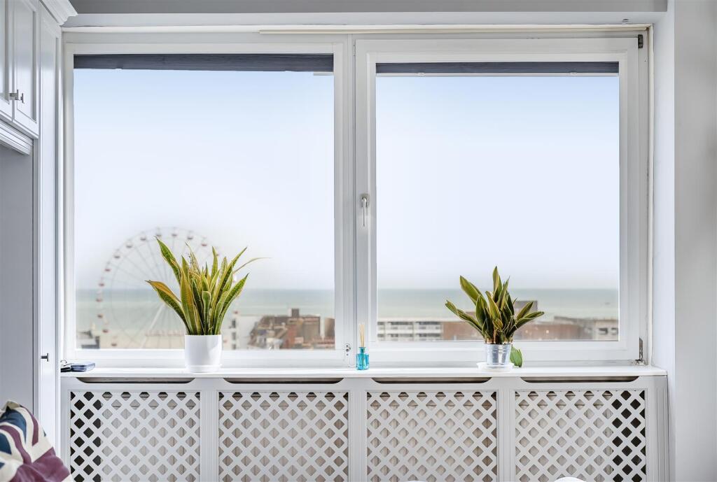 For Sale by Aspire Residential | Arundel Lodge