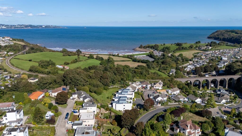 A20 - Broadsands, Flat 4 - 250922.jpg