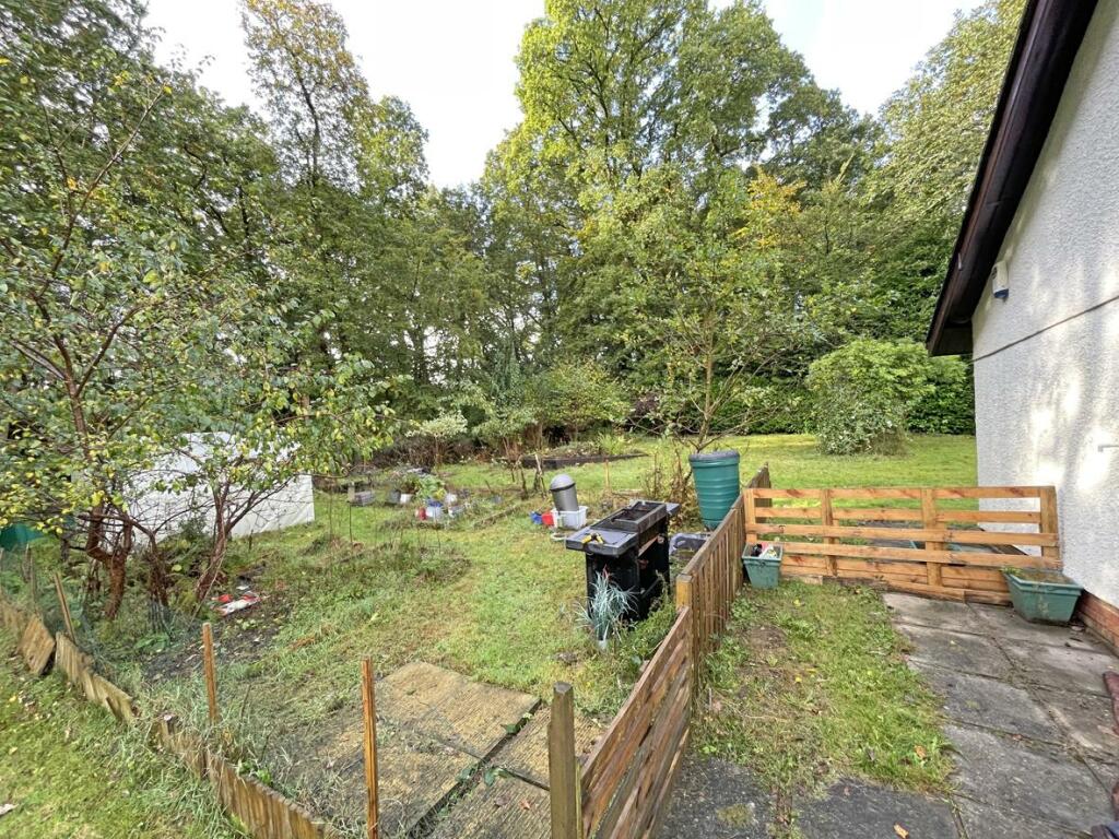 Wood Park 6 Garden 7.jpg
