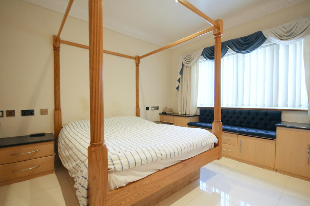 Main Bedroom