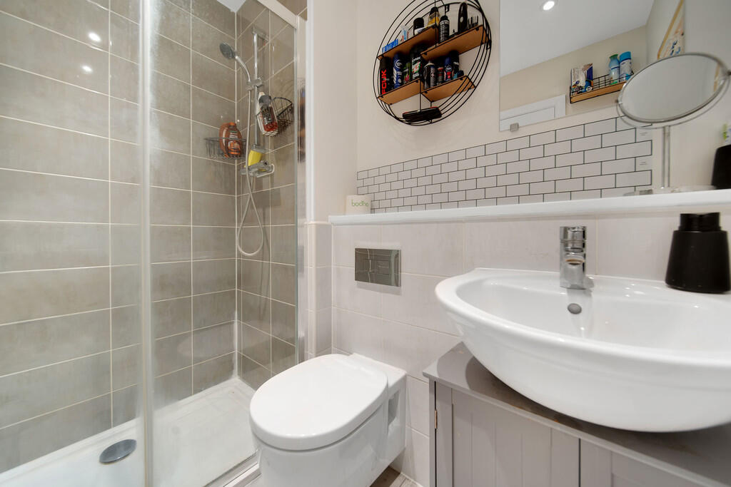 73 Ribbans Park R...