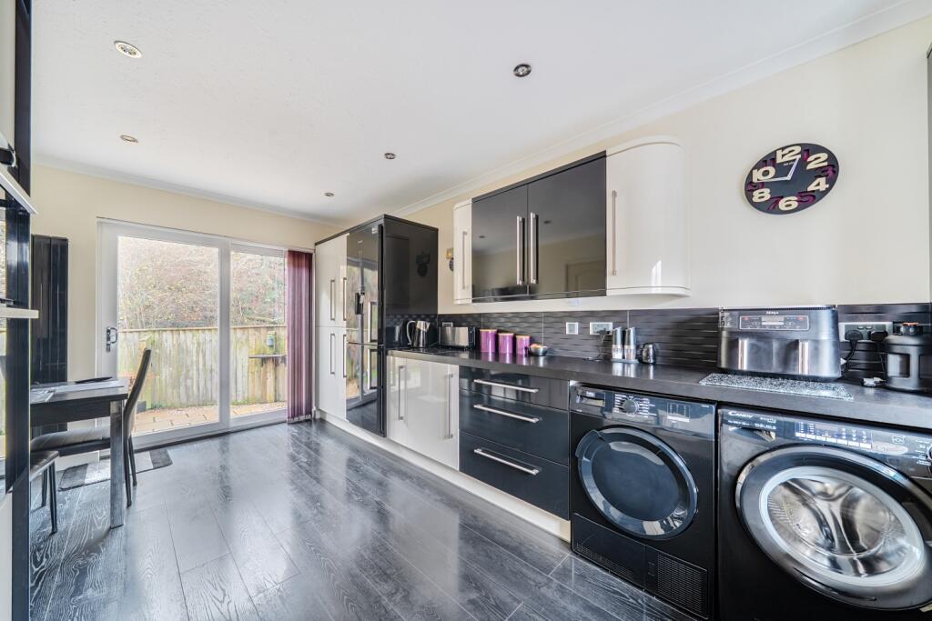 1388111-8-6936e37ebb0da