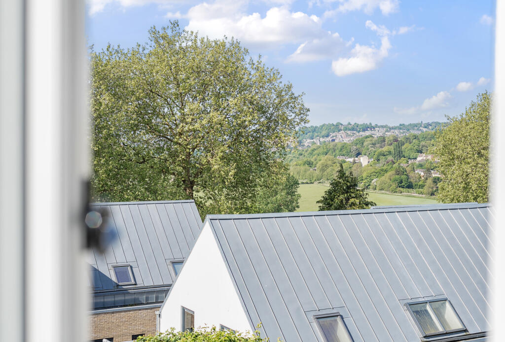 23-681b32671d200-...