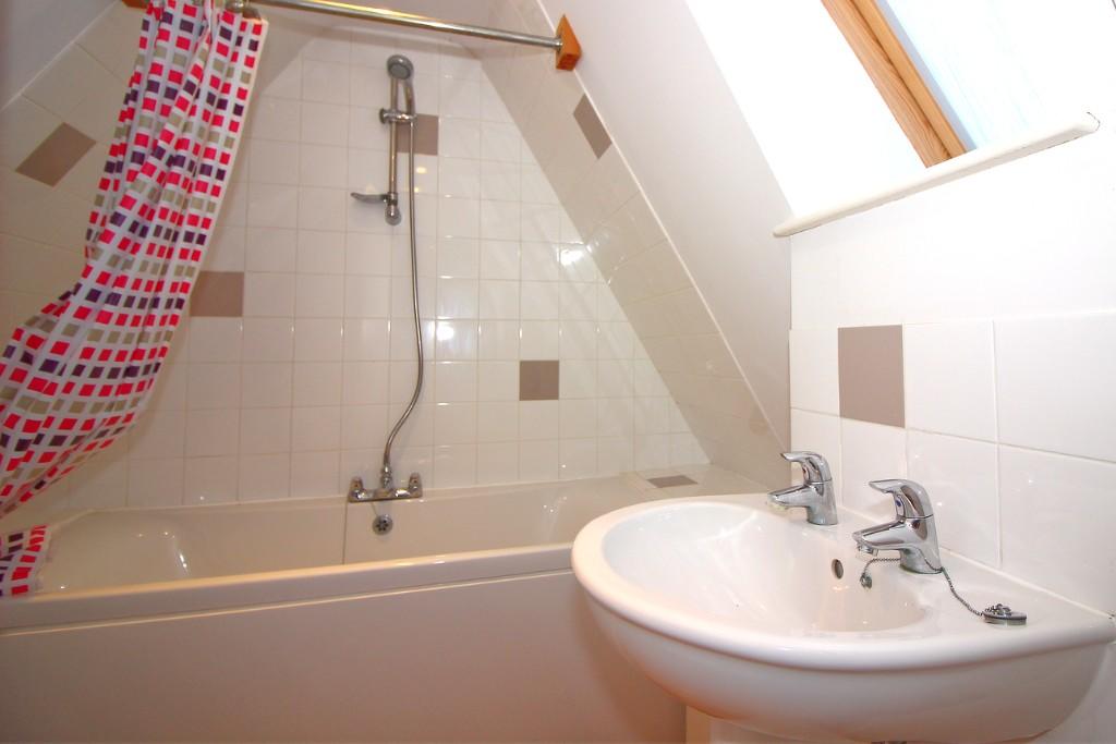 En-suite bathroom