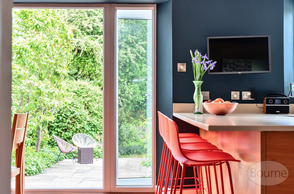 54e44fe5-1849-476...