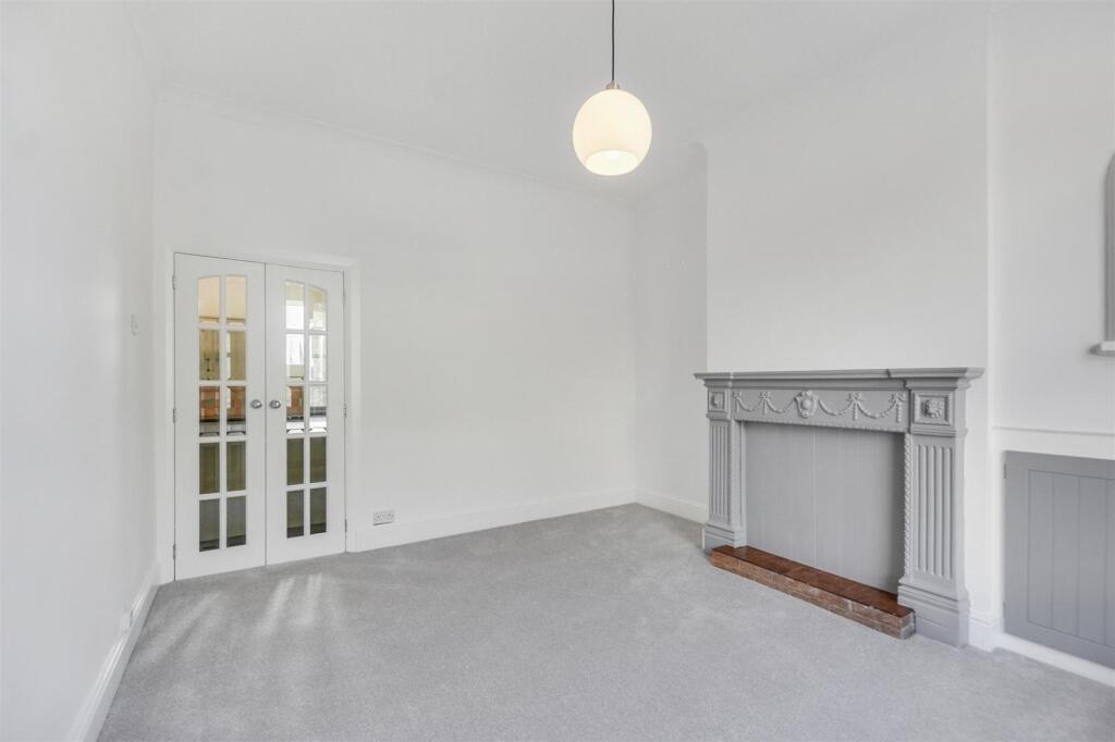 Dining Room_2.jpeg