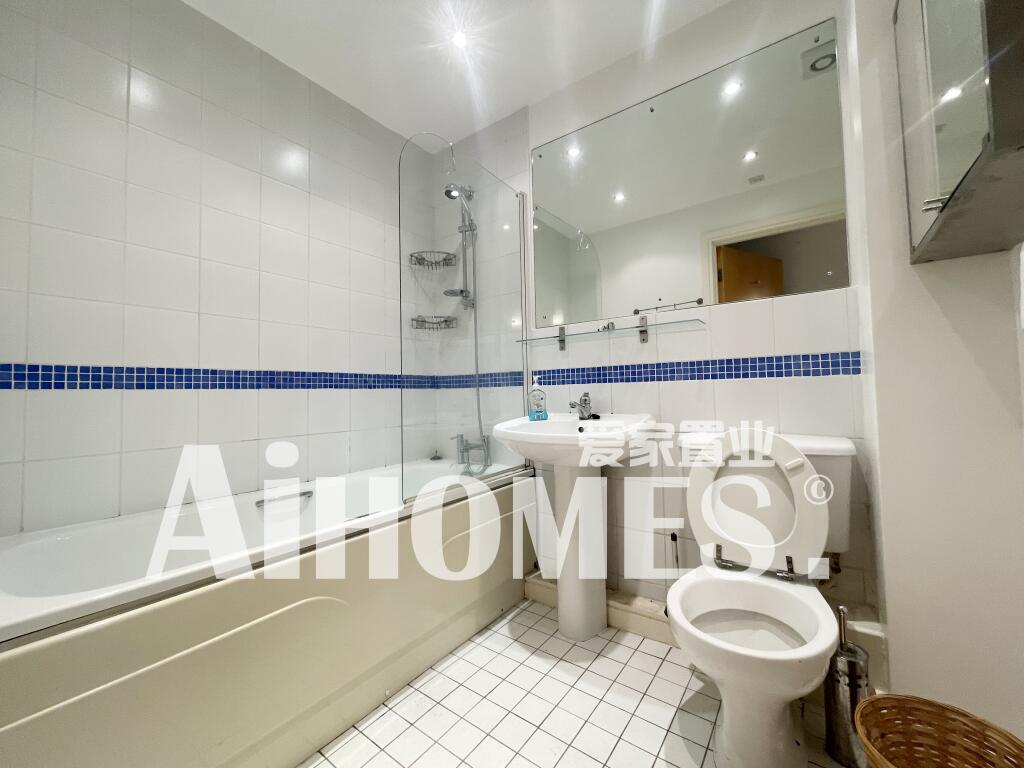 Bathroom1