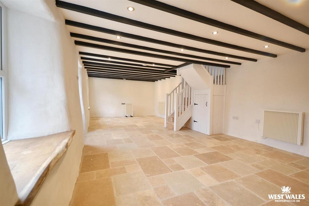 Living / Dining Room