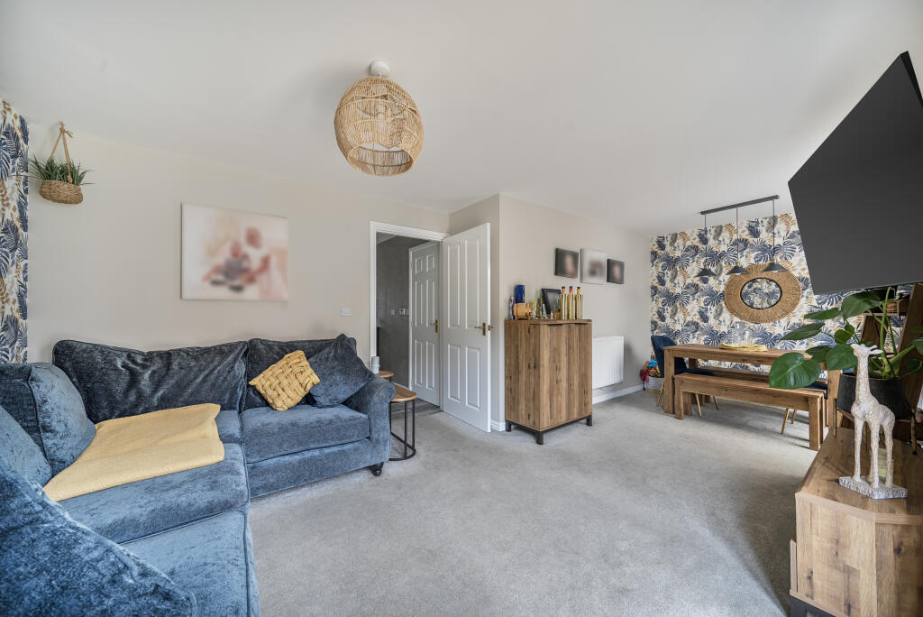 13296579687f90fa44a43