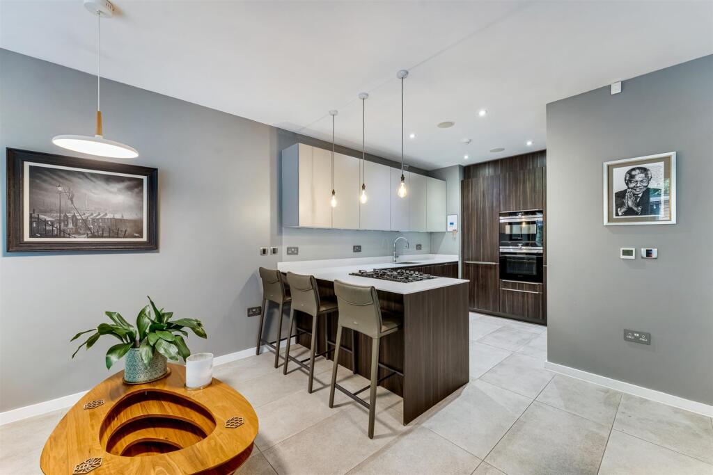 Open Plan Living Dining Kitchen
