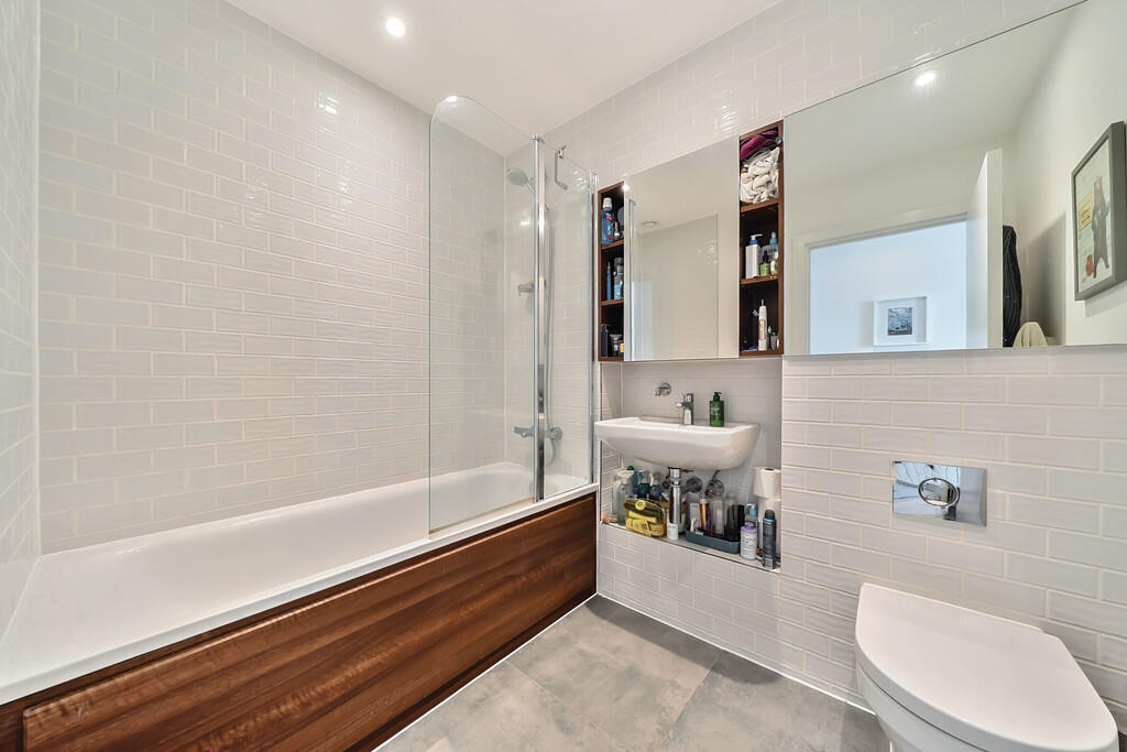 1309347-8-684aeb5...