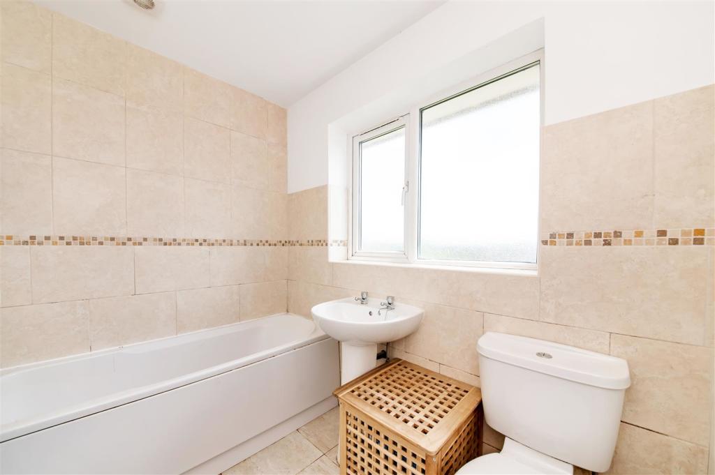 HOUSE BATHROOM