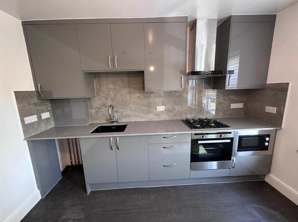 13A Spencer Street - Pic 2.jpg