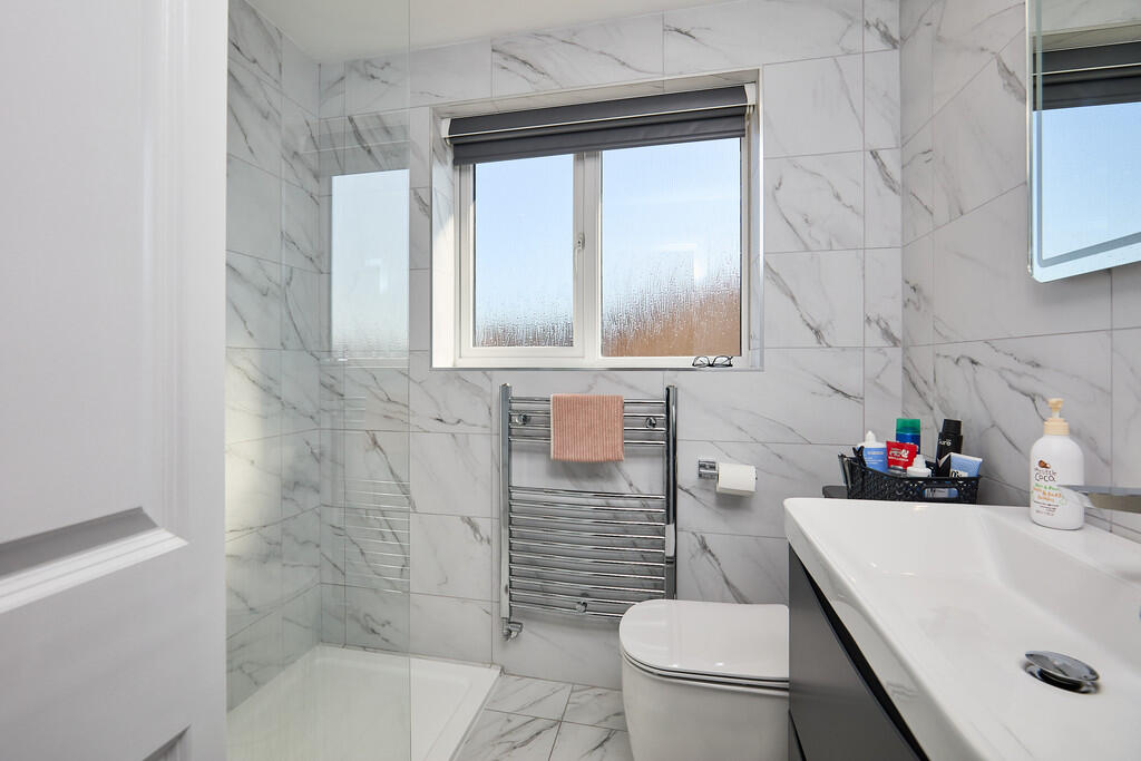 Edward Knight 202...