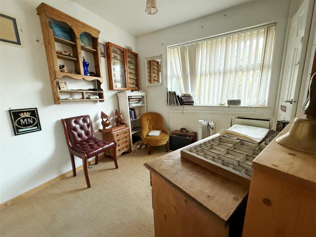 23 Mill Farm Close (18).jpeg