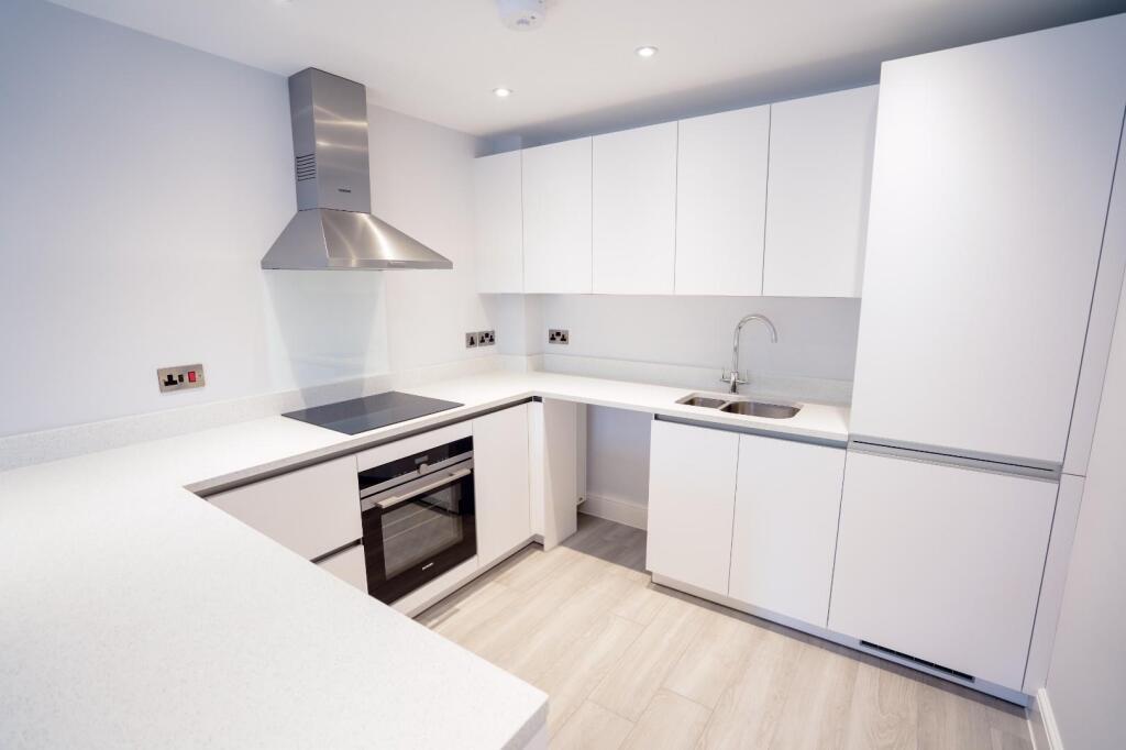 Apartmentkitchen2.jpg