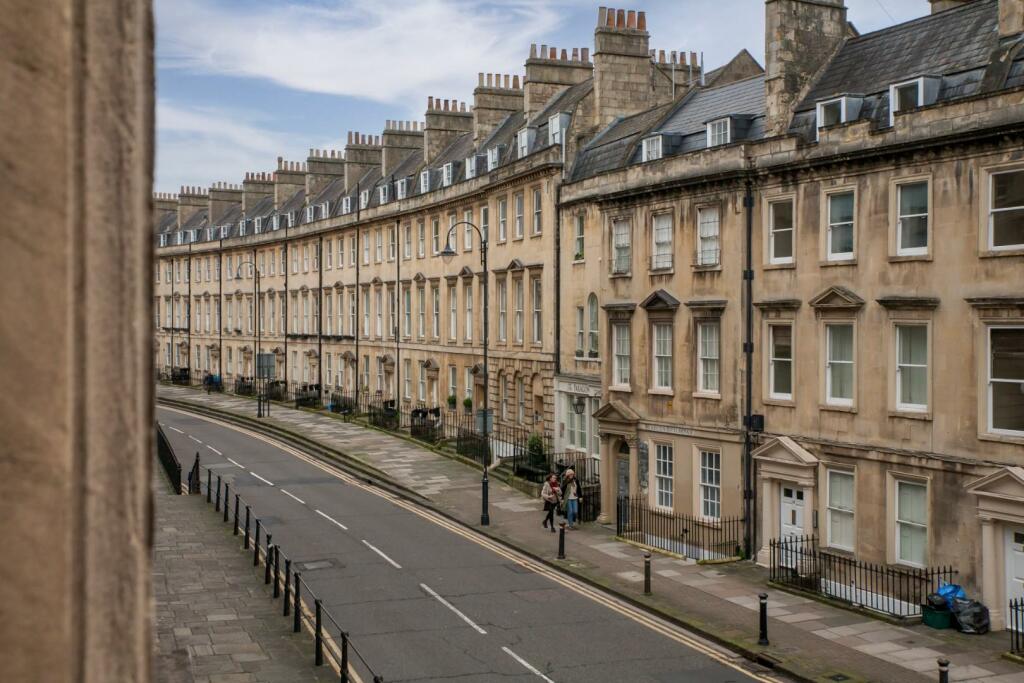 Flat 3 1 Fountain Buildings_Reprocessed-3.jpg