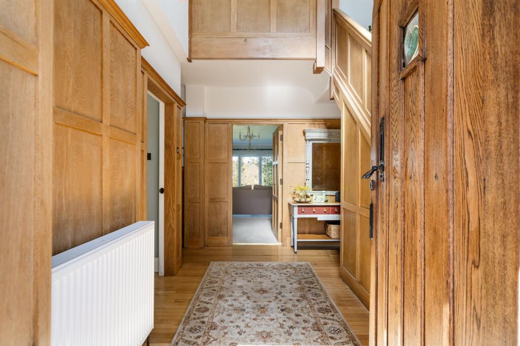 Vaulted Entrance Hall