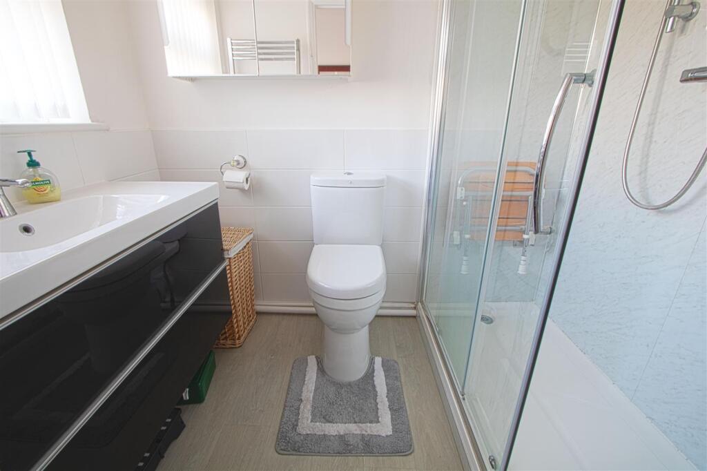 DOWNSTAIRS SHOWER ROOM