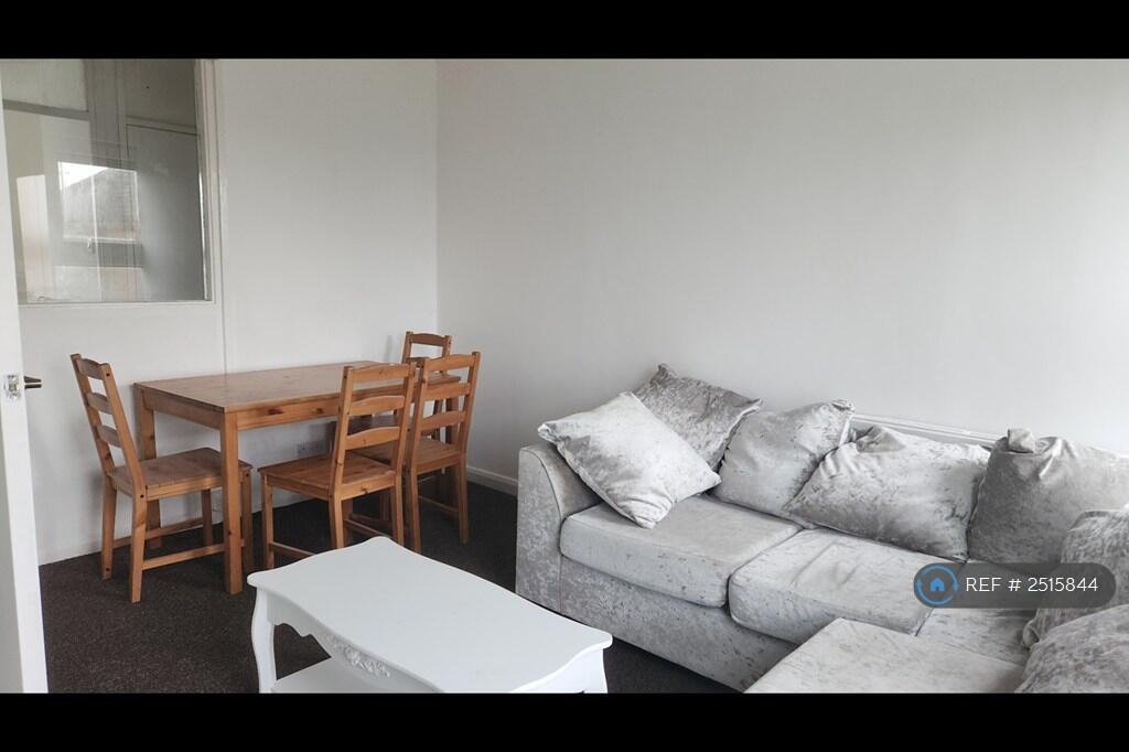 Living Room/Diner