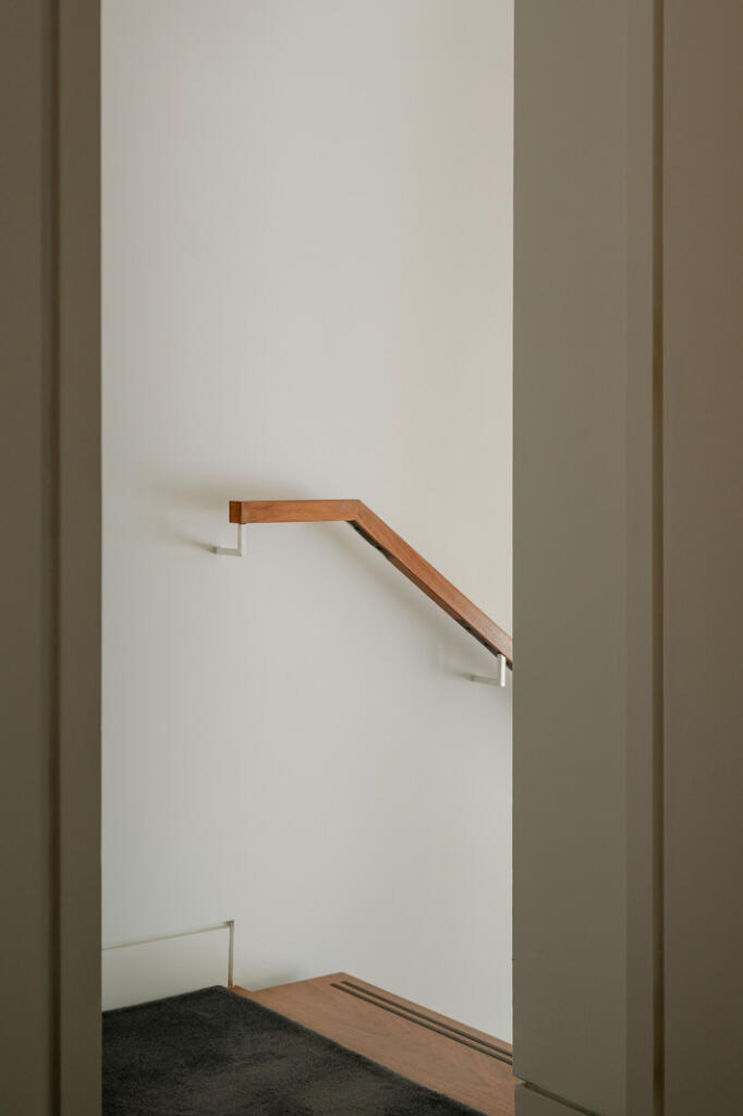 246969 - Market Place II, London W1W - high res...