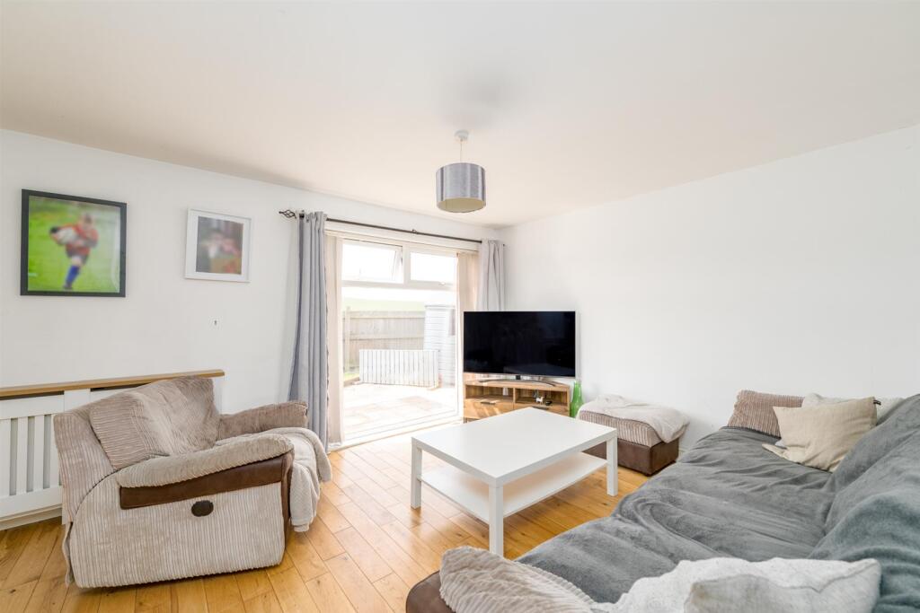 12_fancove place_eyemouth-04.jpg