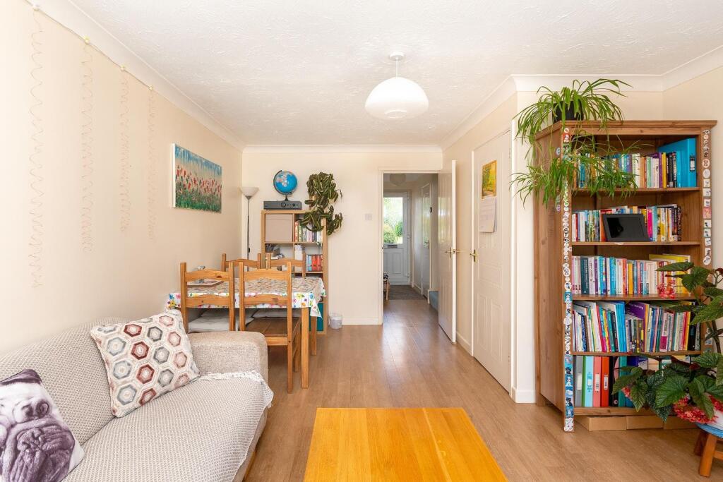 2L1HFS - Lounge Diner C.jpg