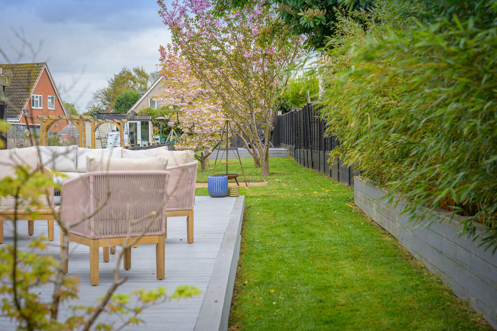 Rear Aspect of Ga...