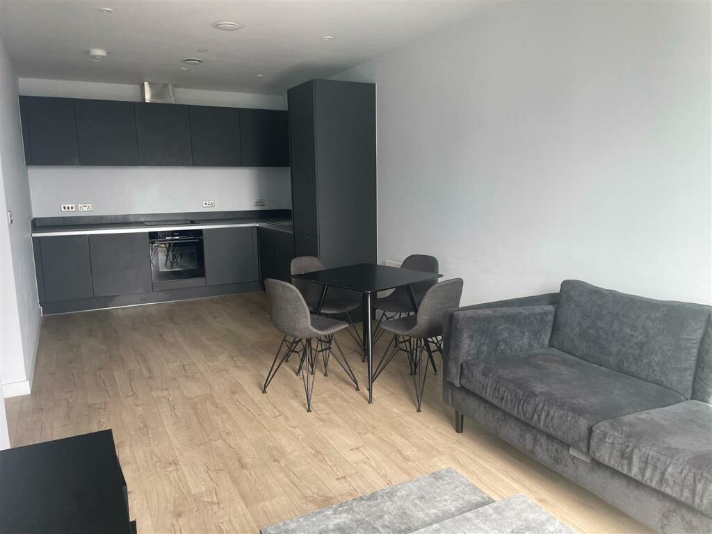 Living Room.jpg