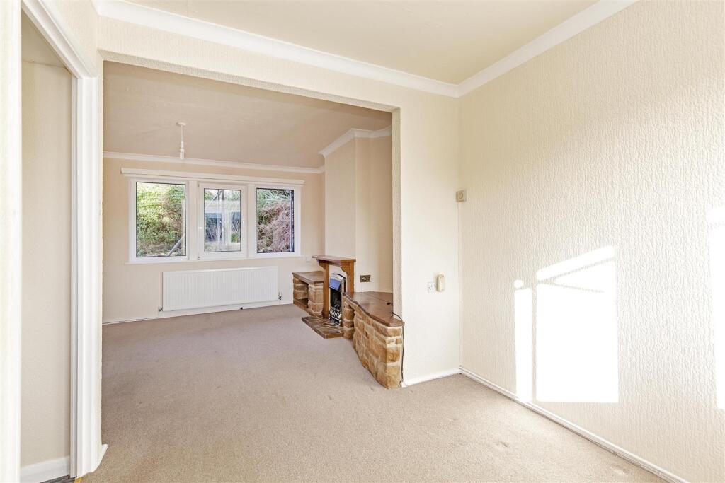 Reception Room-2.jpg