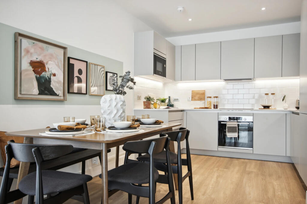 gale kitchen 2
