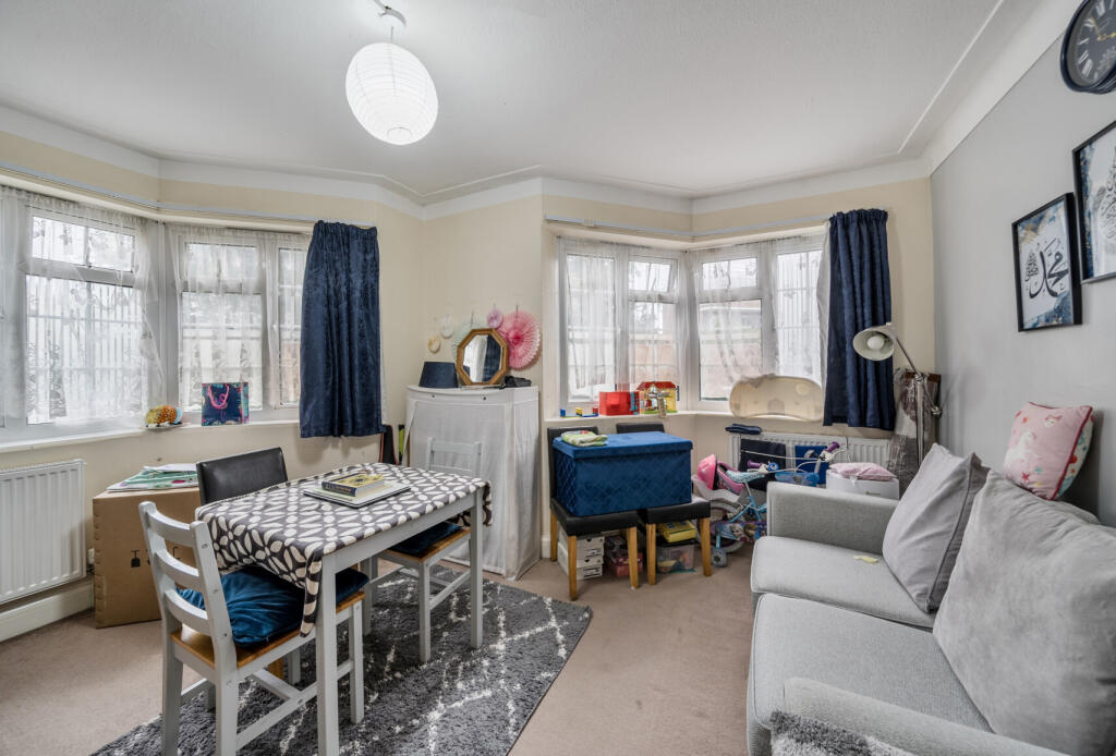 1331654-3-689cad9...