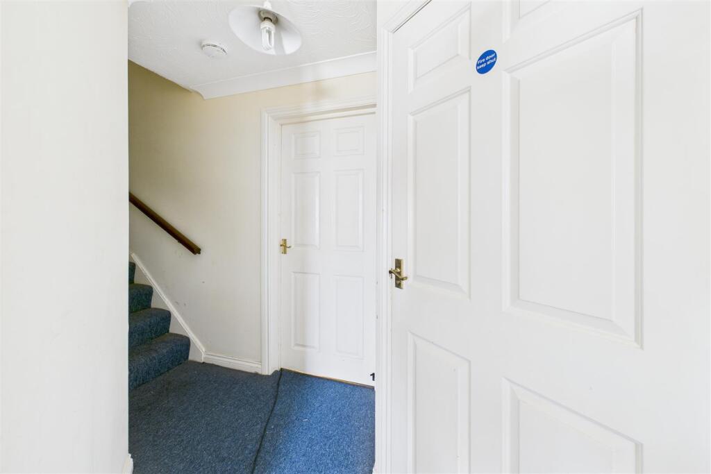 21 Lancelot Road, Stoke Park, Bristol BS16 1WG | F