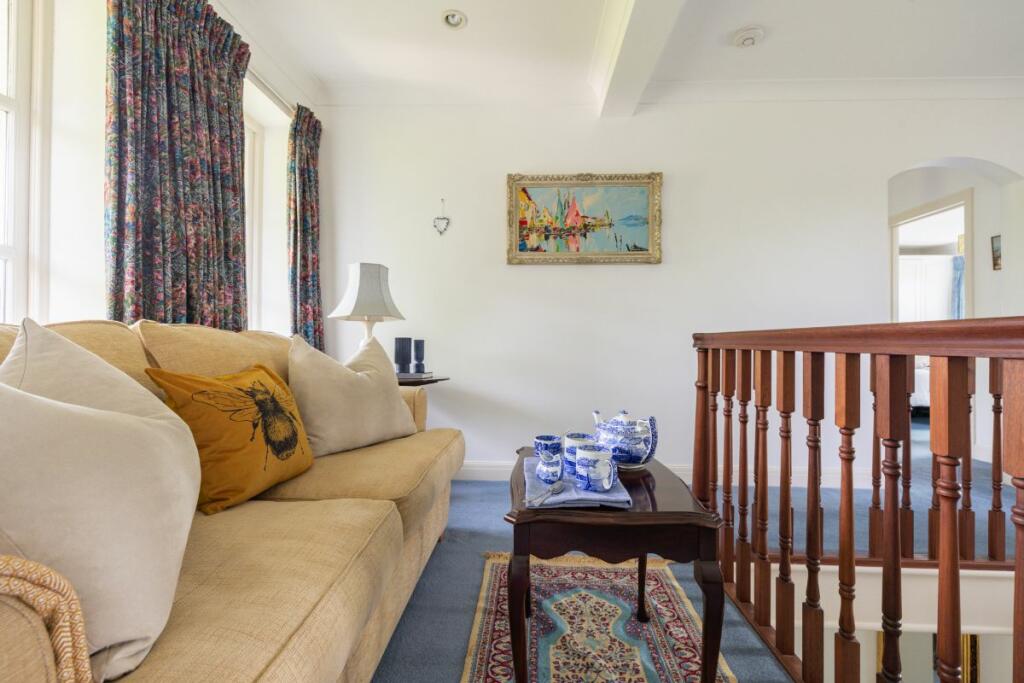 Landing/Sitting Area