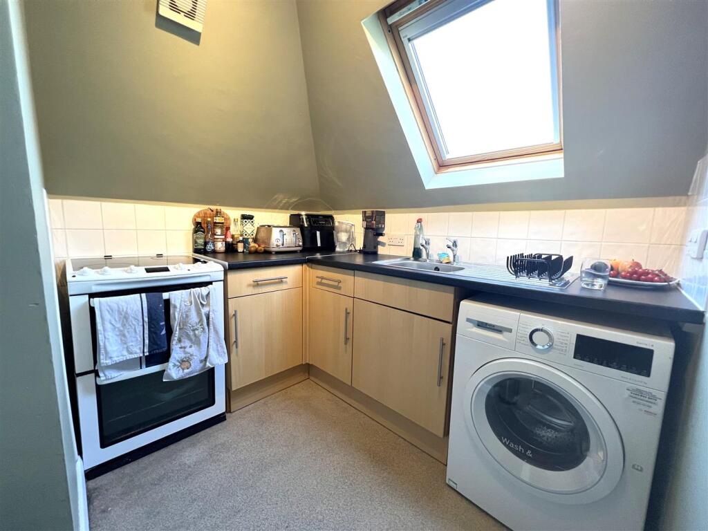 Kitchen .jpg