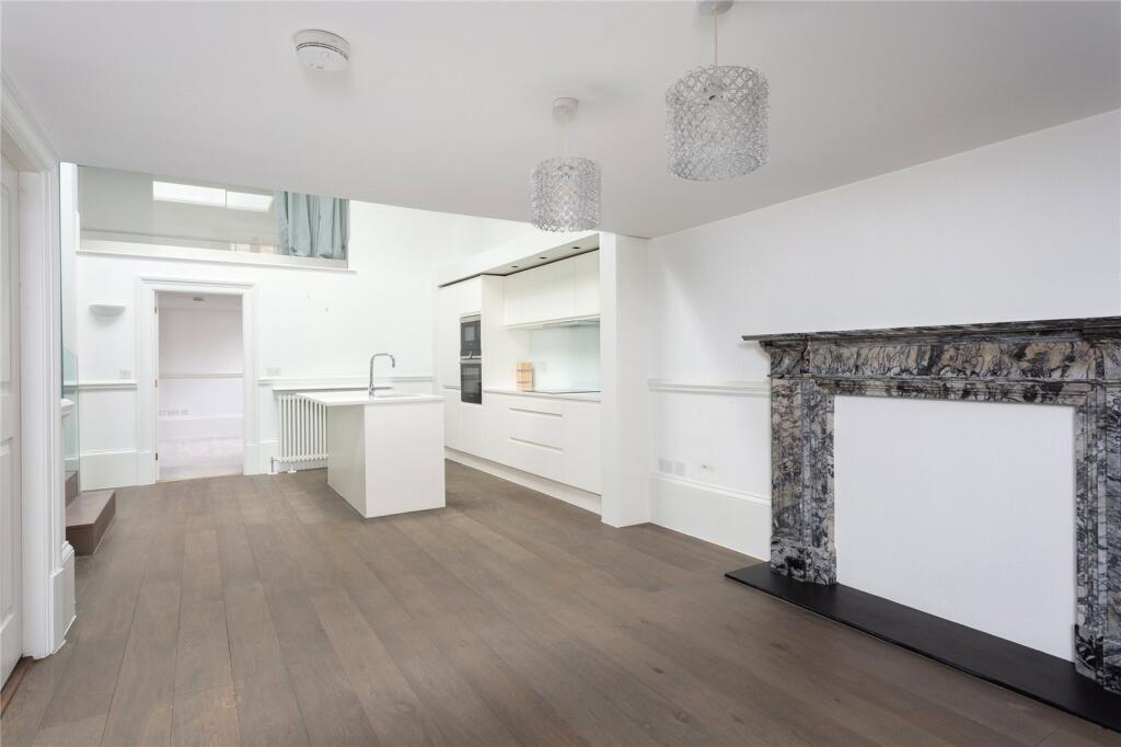 Kitchen-Sitting Room