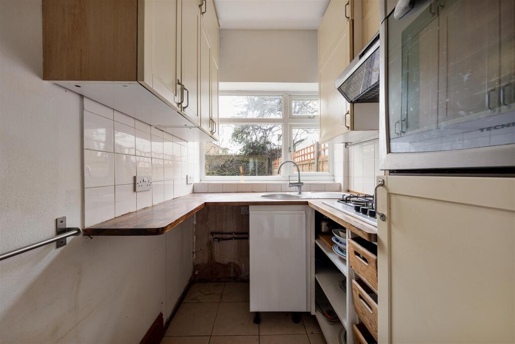 Browning Road E11
