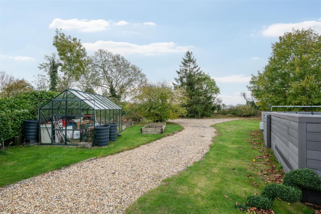 251023 - Silver Birches, Bolnhurst - 62.jpg