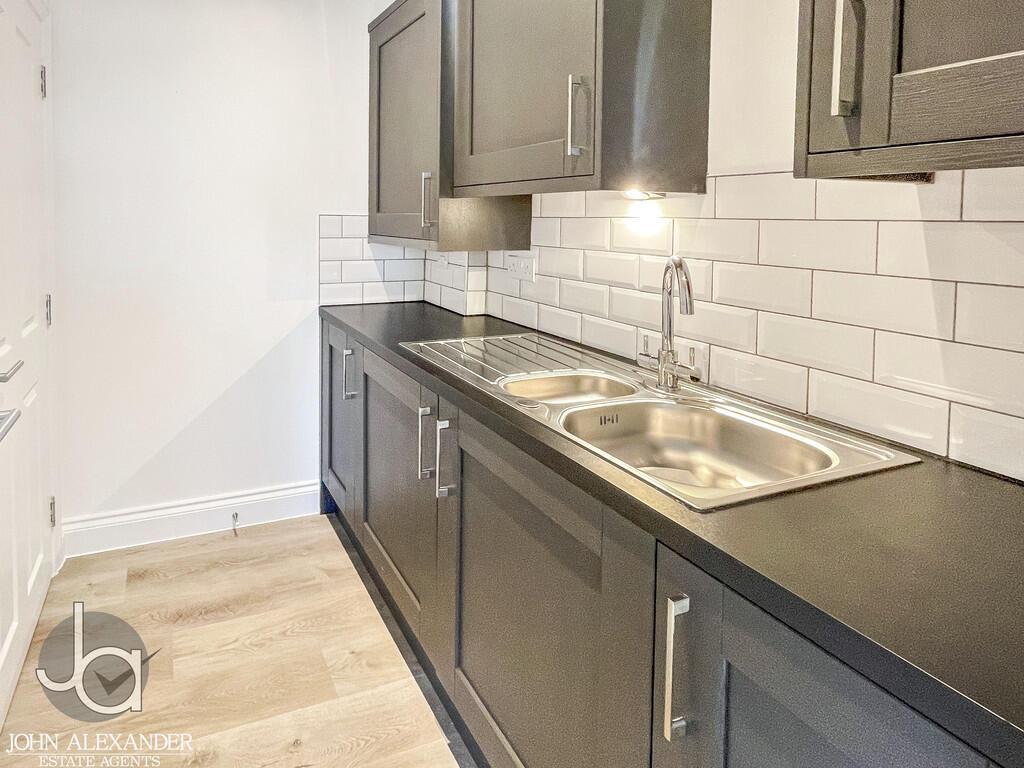 20251202_09391847...