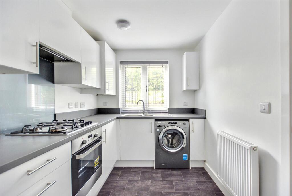 Kitchen_1.jpeg