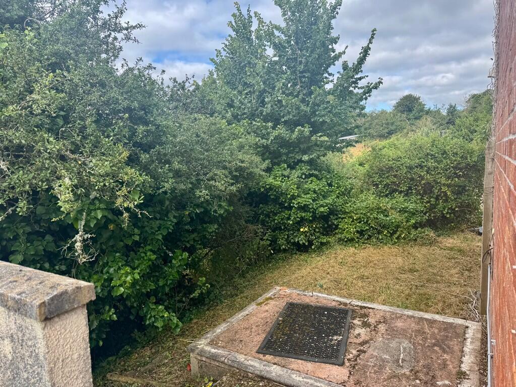 side access/garde...