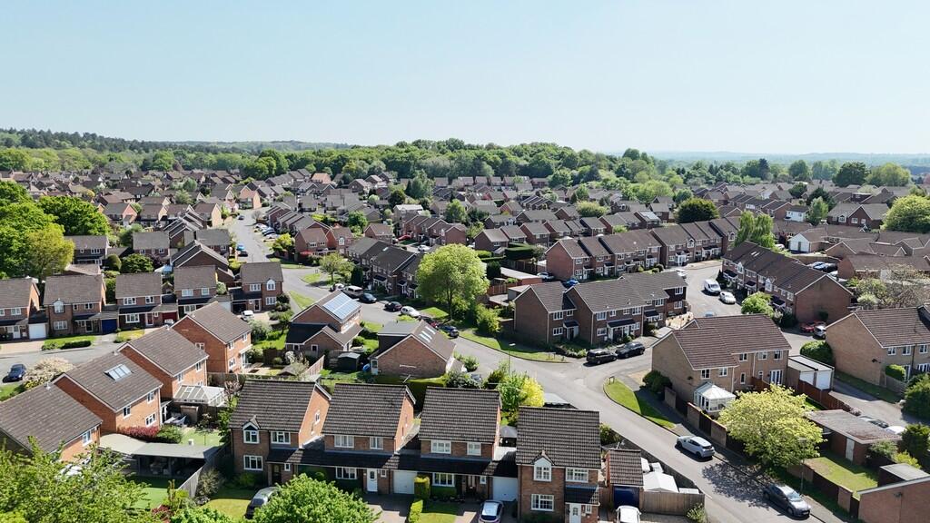 dji_fly_20250429_...