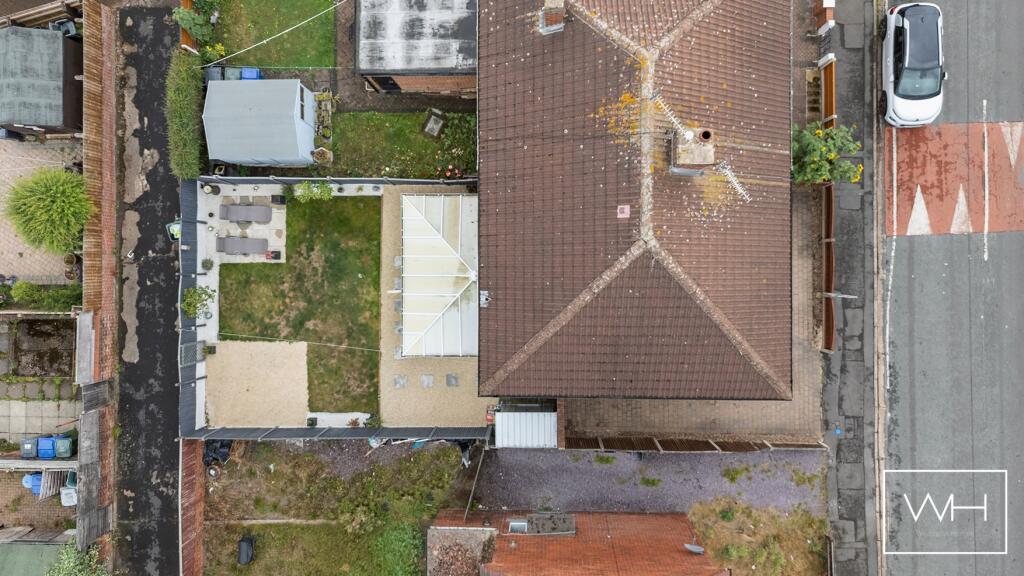 97 Wellington Grove,