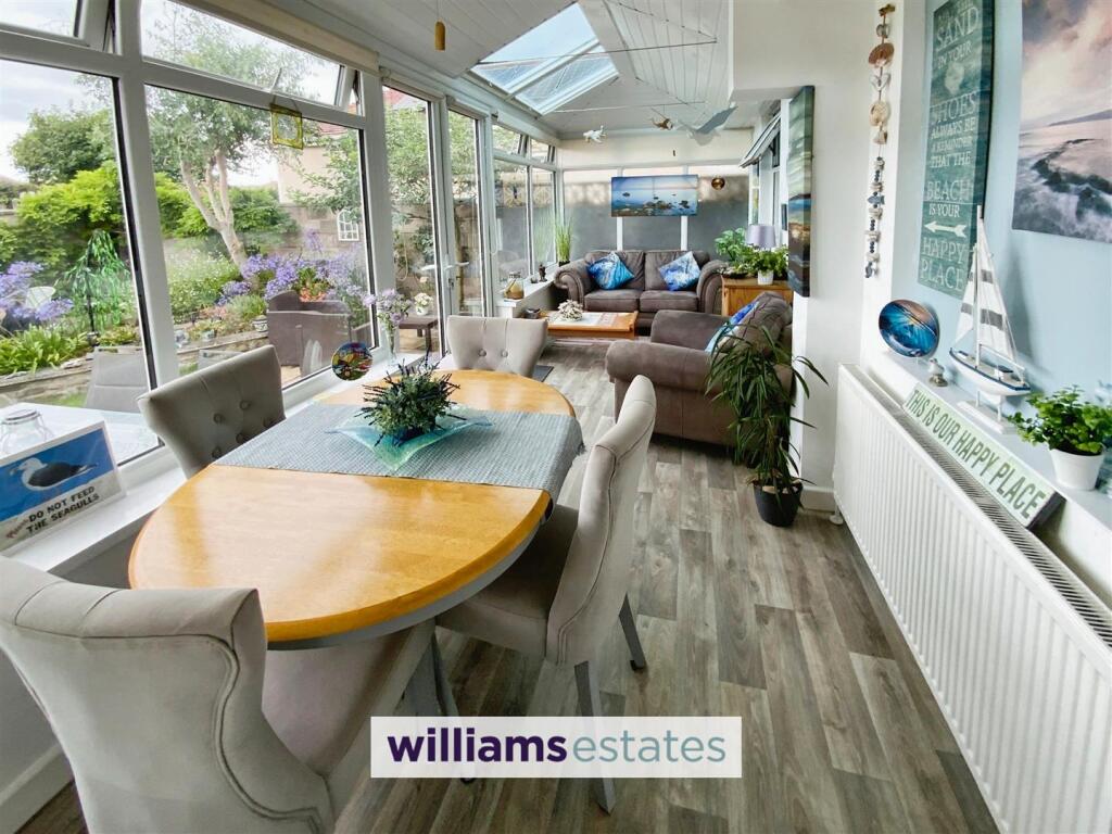 sun room / conservatory