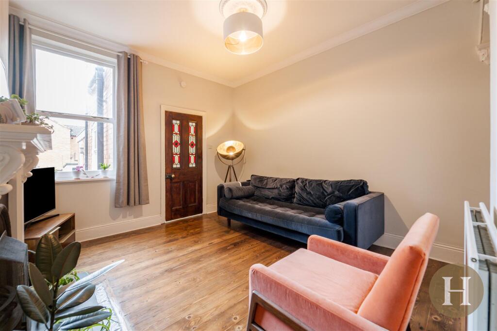 Hadleigh Estate Agents-7.jpg