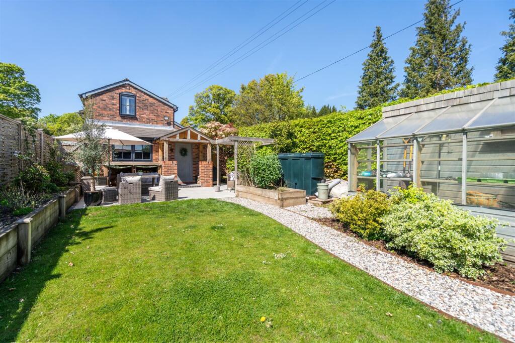 2 Canal Cottage_21.jpg